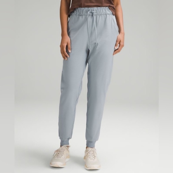 Lululemon Stretch High Rise Jogger Chambray Blue - Picture 1 of 10